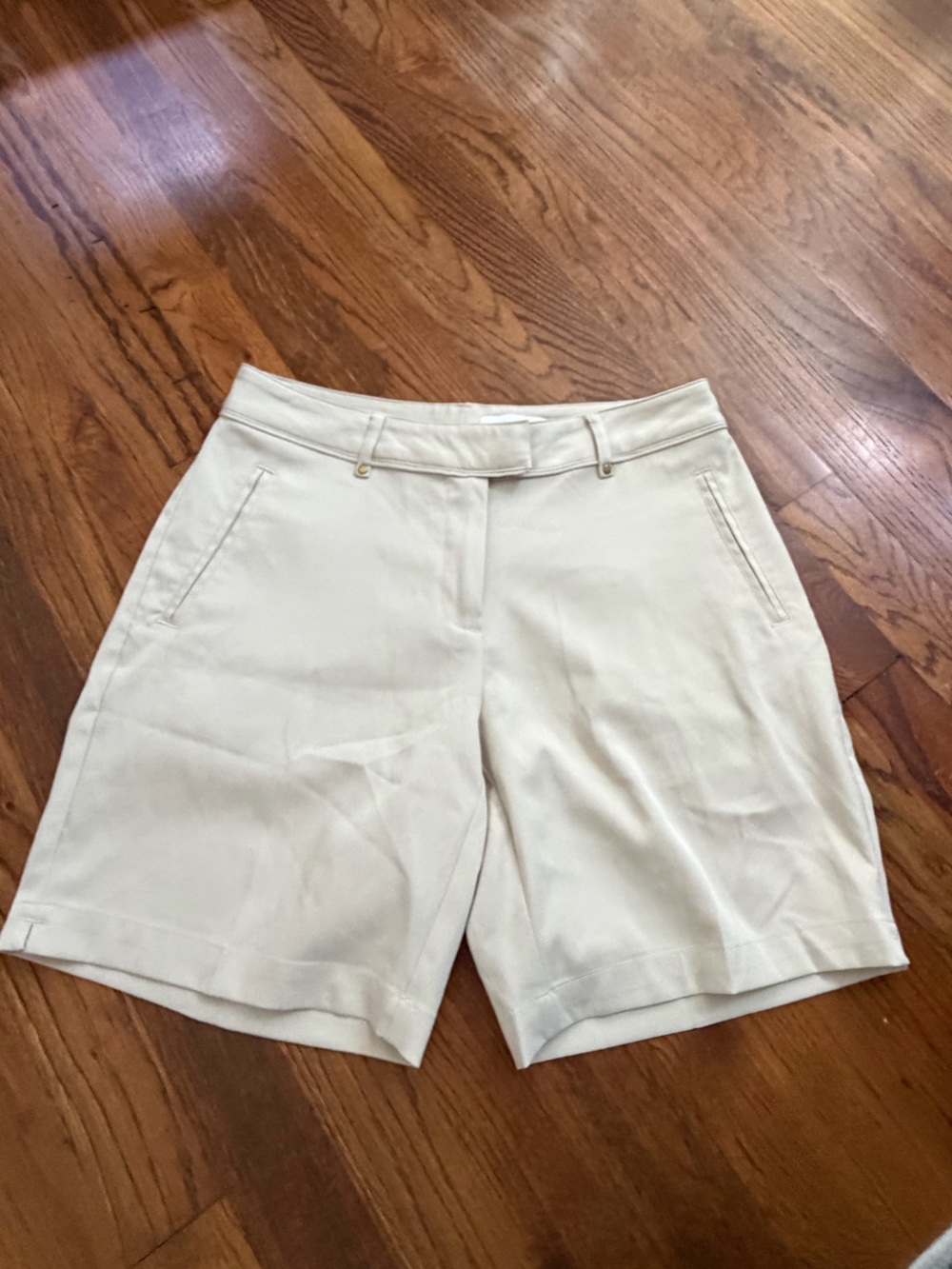 *Lady Hagen Cream Women's Golf Shorts
